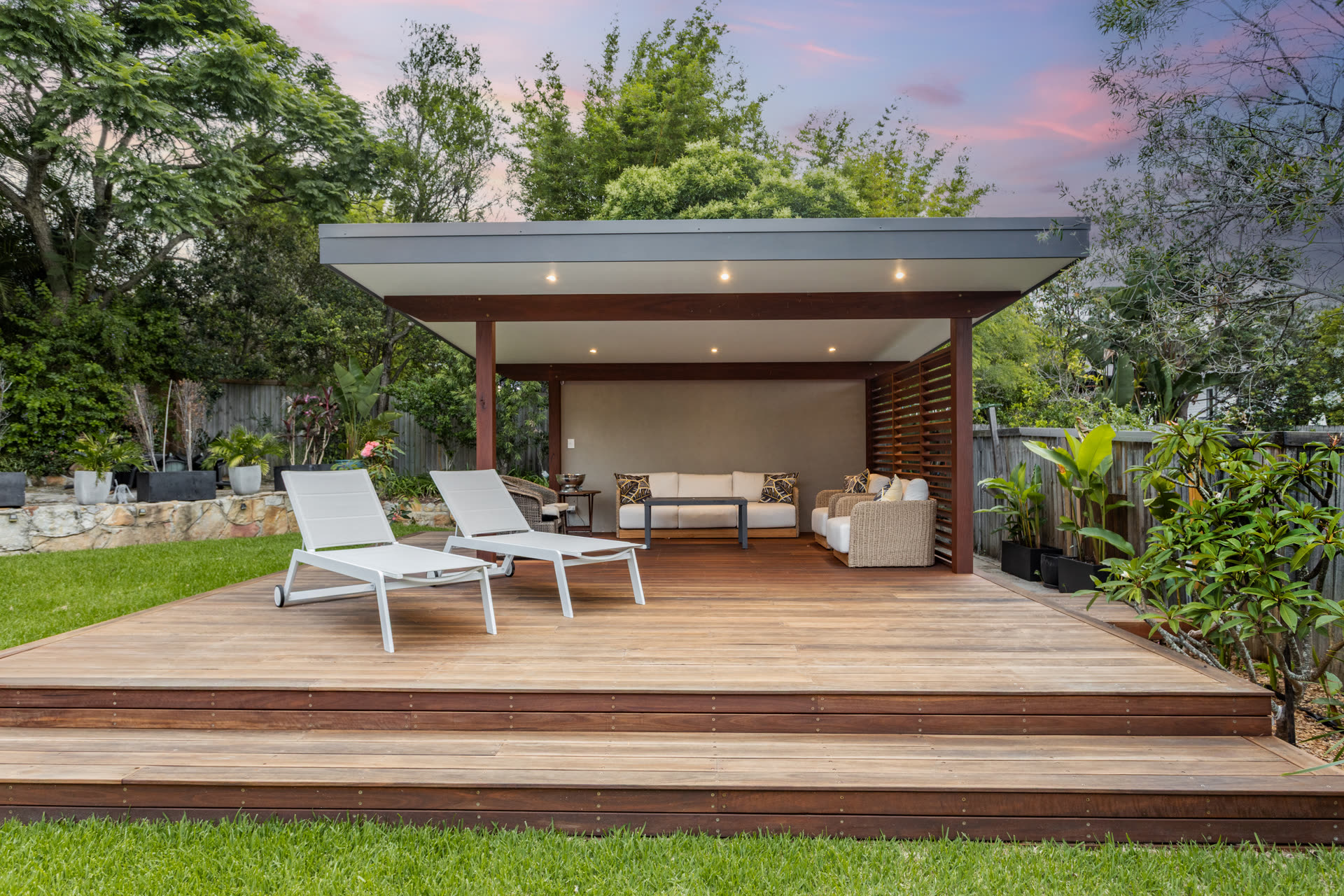 Landscaped surrounds around the alfresco